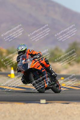 media/Nov-06-2023-Moto Forza (Mon) [[ce023d0744]]/3-Intermediate Group/Session 3 (Turn 5)/